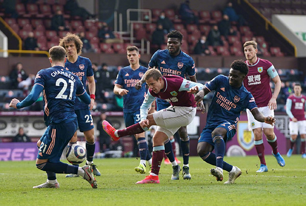 实施了一套 实施了一套