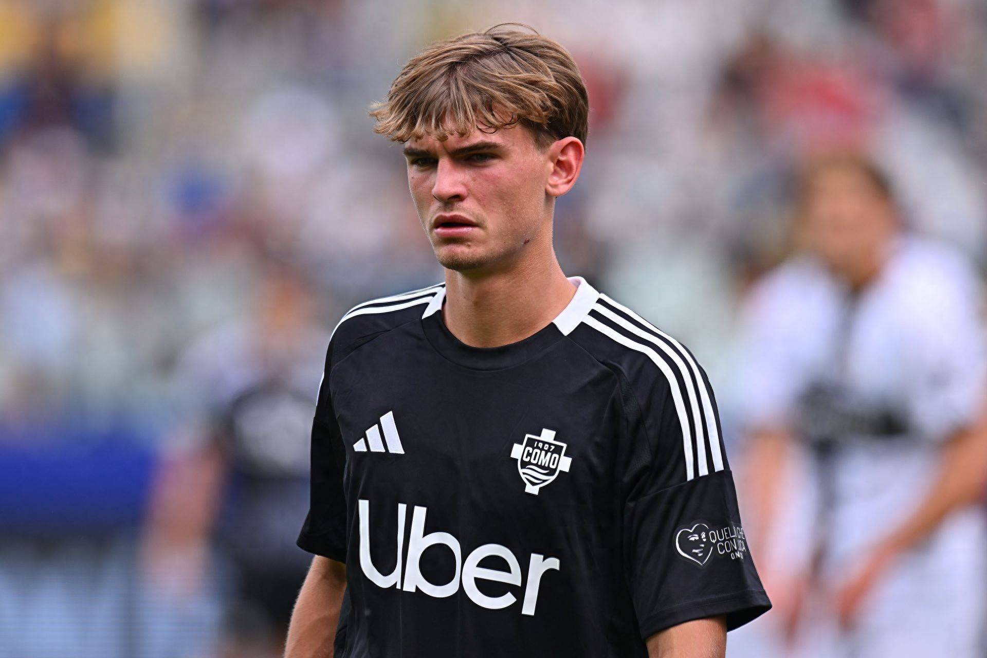 氛围也鼓舞 氛围也鼓舞